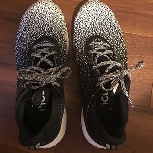 Women’s Adidas running shoes